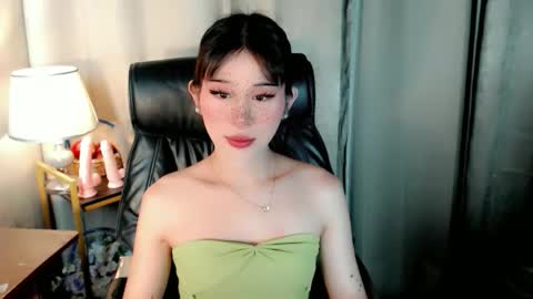 Snapshot of ayahoshilovesyou chatting on 05-28-26, 07:00 AYAHOSHILOVESYOU online show from 05-28-26, 07:00
