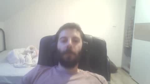 Snapshot of ayazeluel chatting on 09-19-25, 03:45 ayazeluel online show from 09-19-25, 03:45