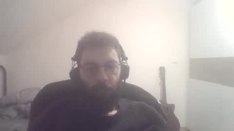 Snapshot of ayazeluel chatting on 02-04-26, 06:25 ayazeluel online show from 02-04-26, 06:25