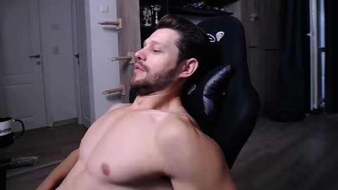 Snapshot of aydanblakeofficial chatting on 11-18-25, 11:36 Aydan Blake Official online show from 11-18-25, 11:36