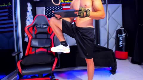 Ayden Miller online show from 01-03-25, 01:16