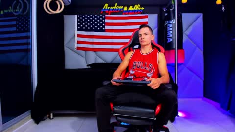 Ayden Miller online show from 02-04-25, 03:00