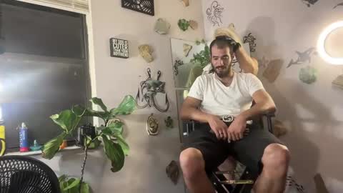 Snapshot of ayeboyyy92 chatting on 02-24-25, 07:11 Erinn online show from 02-24-25, 07:11