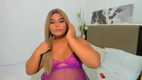 Snapshot of ayesha_amethyst chatting on 04-01-26, 07:20 AYESHA online show from 04-01-26, 07:20