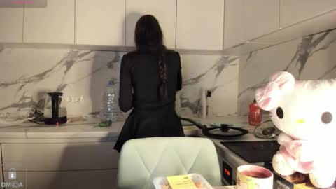 Snapshot of ayesha_thebest chatting on 02-08-26, 05:27 Ayesha online show from 02-08-26, 05:27