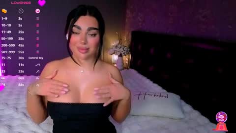  Ayla Demir  online show from 11-29-25, 11:19