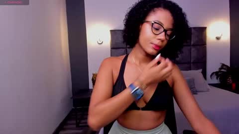 Ayleen online show from 02-19-25, 12:33