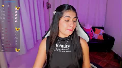 Snapshot of aylenmiller_ chatting on 10-01-25, 02:17 Aylen online show from 10-01-25, 02:17