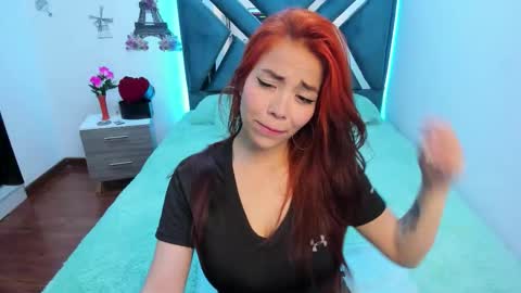 Aylin online show from 09-11-25, 01:11