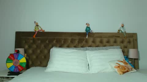 Aylin online show from 11-04-25, 03:16