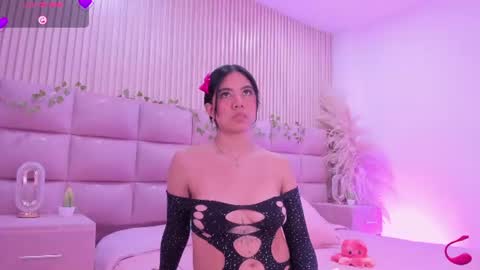 aylinlove_ online show from 06-24-26, 12:04