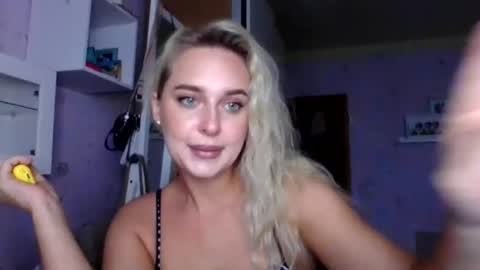 aylinn9999 online show from 07-18-26, 12:31