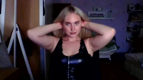 aylinn9999 online show from 07-29-26, 04:16