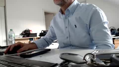 aylinniyerim online show from 11-19-25, 09:42