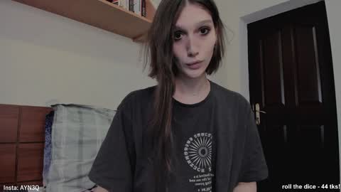 AYNEK        fansly  online show from 02-04-25, 08:02