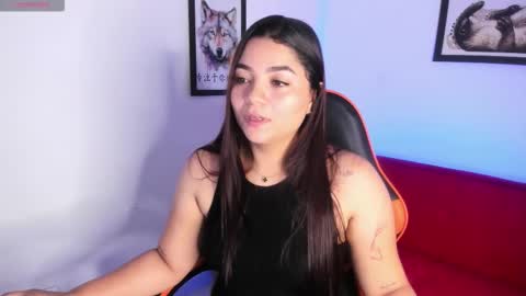 ayrajones online show from 10-22-25, 01:11