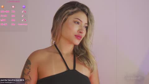 Snapshot of ayralee chatting on 01-21-25, 04:43 Ayra L online show from 01-21-25, 04:43