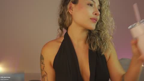 Snapshot of ayralee chatting on 02-07-25, 01:47 Ayra L online show from 02-07-25, 01:47