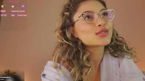 Snapshot of ayralee chatting on 02-18-25, 12:48 Ayra L online show from 02-18-25, 12:48