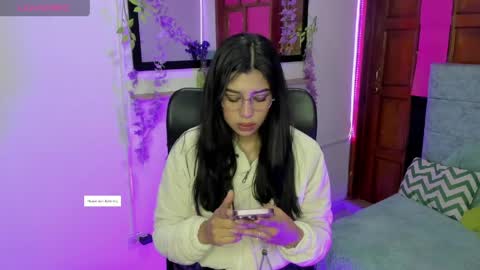 Aysha online show from 04-18-26, 03:43