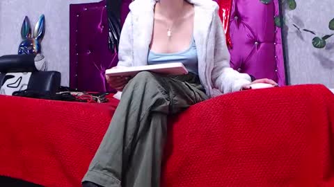 AyshaScott online show from 01-04-25, 12:49