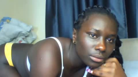 azaelia_iris online show from 05-20-26, 08:42