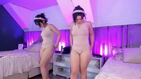 Snapshot of azahara_18 chatting on 03-28-26, 11:48 Azahara online show from 03-28-26, 11:48