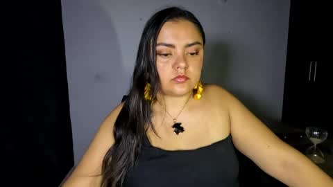 Goddess Azara online show from 05-19-26, 06:47