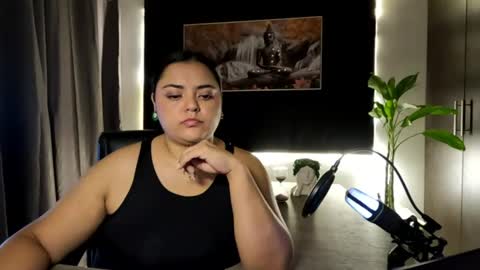 Goddess Azara online show from 06-18-26, 01:04