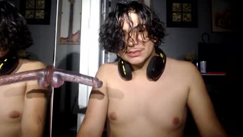 azazel_star online show from 12-19-25, 04:08