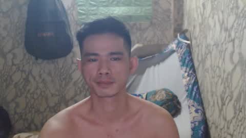 Snapshot of azn_philip chatting on 12-23-24, 10:53 Philip online show from 12-23-24, 10:53