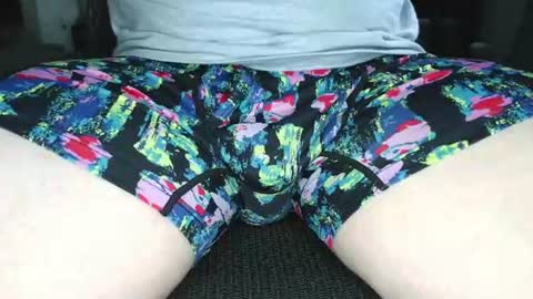 azrul_9 online show from 07-04-26, 10:16