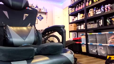 aztec2step70 online show from 04-19-26, 10:45