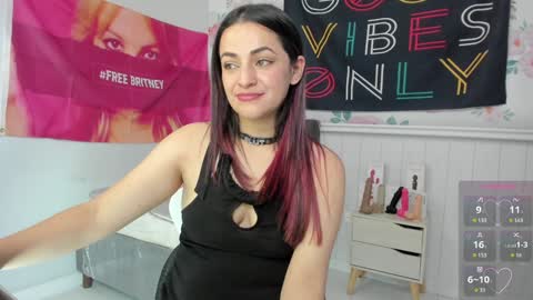 Snapshot of azucenaxxxgp chatting on 12-02-24, 03:58 Azucena R online show from 12-02-24, 03:58