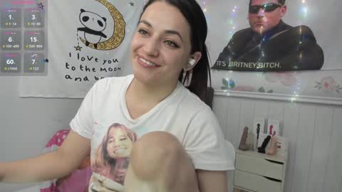 Snapshot of azucenaxxxgp chatting on 12-12-24, 09:48 Azucena R online show from 12-12-24, 09:48