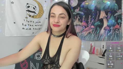 Snapshot of azucenaxxxgp chatting on 01-20-25, 02:03 Azucena R online show from 01-20-25, 02:03