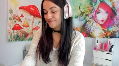 Snapshot of azucenaxxxgp chatting on 10-13-25, 03:01 Azucena R online show from 10-13-25, 03:01