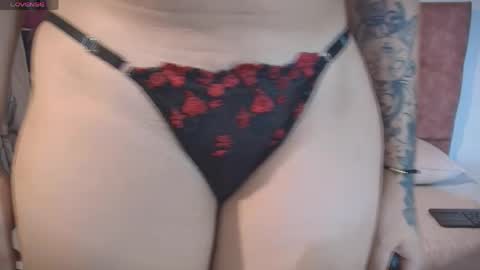  HONEY AZUL   online show from 05-27-26, 06:38