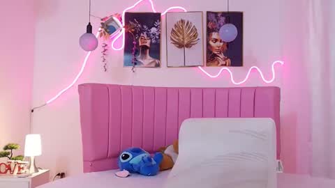 PRINCESS AZUL. online show from 05-14-26, 11:11