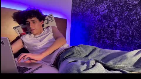 nice boy online show from 10-07-25, 07:05