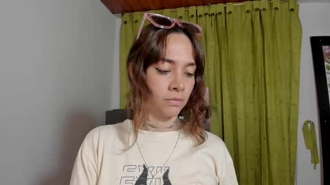 Snapshot of azumi_saan chatting on 03-24-26, 01:43 azumi saan online show from 03-24-26, 01:43