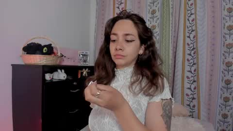 azumi saan online show from 05-19-26, 02:40