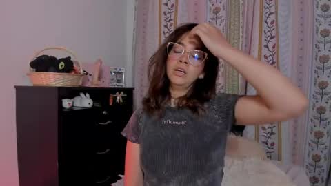 azumi saan online show from 05-22-26, 01:35