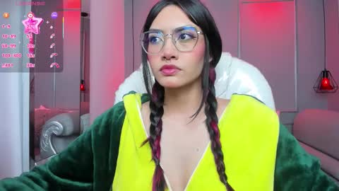 Snapshot of azurakindong chatting on 12-15-25, 07:18 Azura online show from 12-15-25, 07:18