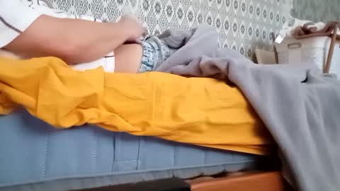 Snapshot of azze67 chatting on 03-02-25, 10:03 azze67 online show from 03-02-25, 10:03