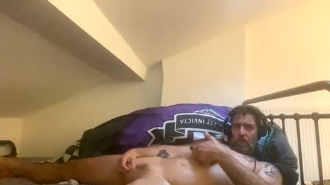 Snapshot of b4dafall44 chatting on 12-13-24, 08:41 b4dafall44 online show from 12-13-24, 08:41