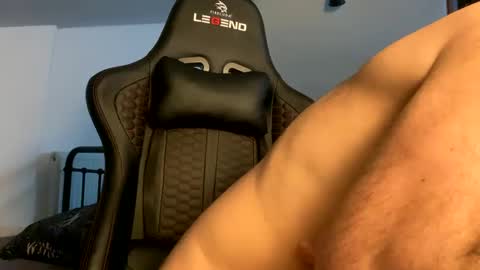 Snapshot of b4dafall44 chatting on 01-17-25, 01:04 b4dafall44 online show from 01-17-25, 01:04