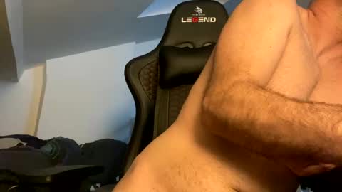 Snapshot of b4dafall44 chatting on 01-17-25, 10:00 b4dafall44 online show from 01-17-25, 10:00