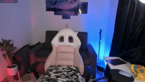 Snapshot of baaby_boyy chatting on 09-11-25, 09:42 odeley online show from 09-11-25, 09:42