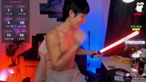 Snapshot of baaby_boyy chatting on 10-24-25, 10:11 odeley online show from 10-24-25, 10:11